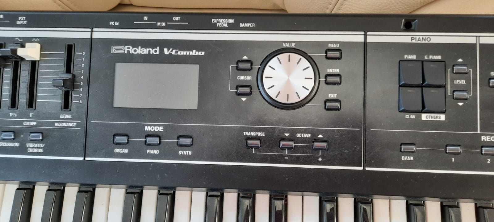 NOWY Roland V-Combo VR-09