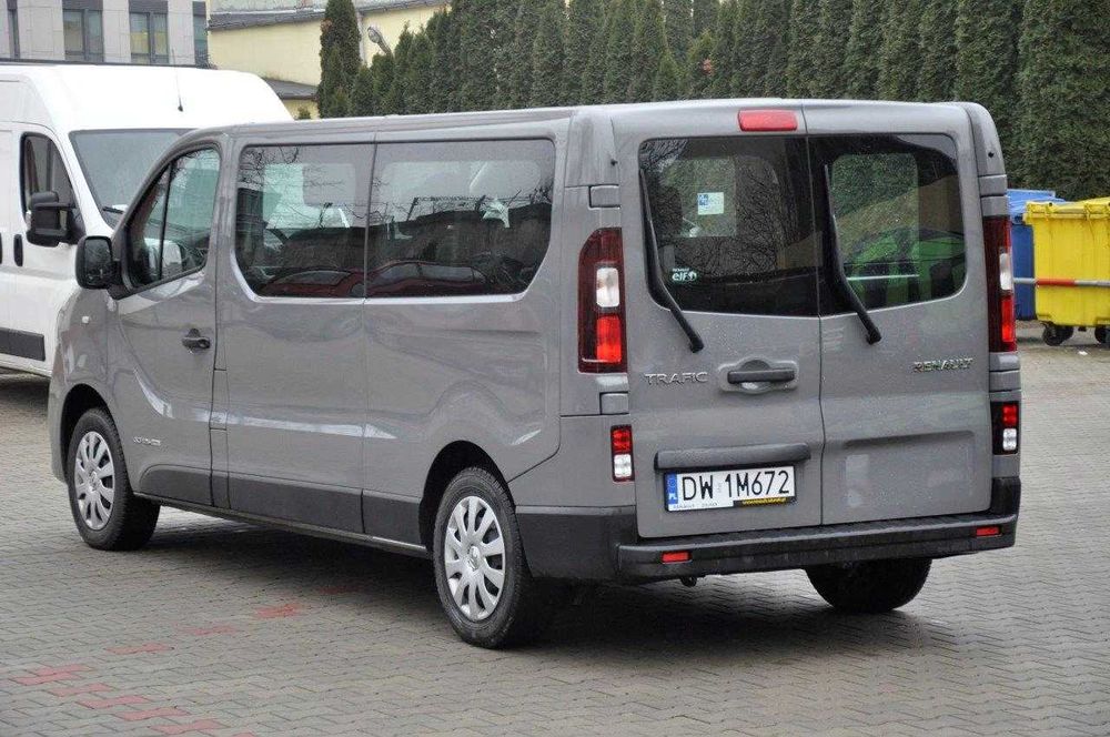 Renault Trafic, Wynajem długoterminowy, wypożyczalnia aut