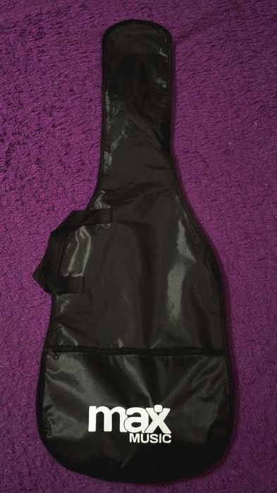 Zestaw gitarowy – gitara elektryczna MAX Music; wzmacniacz; pokrowiec