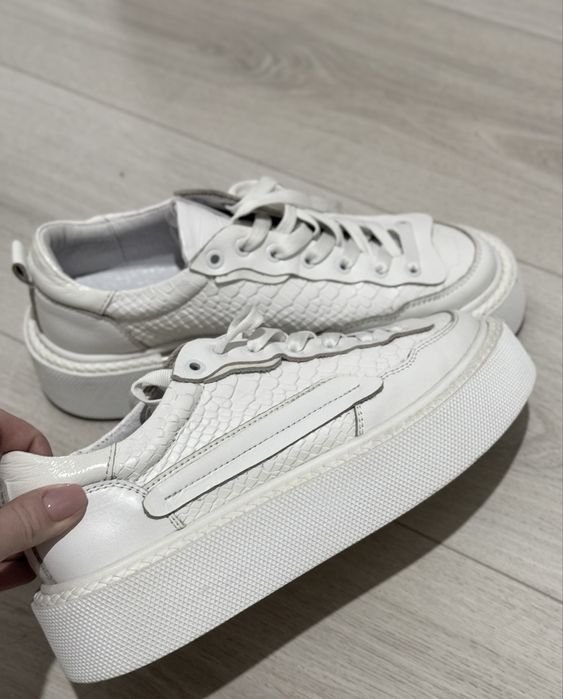 Кеди шкіряні, натуральна шкіра 37