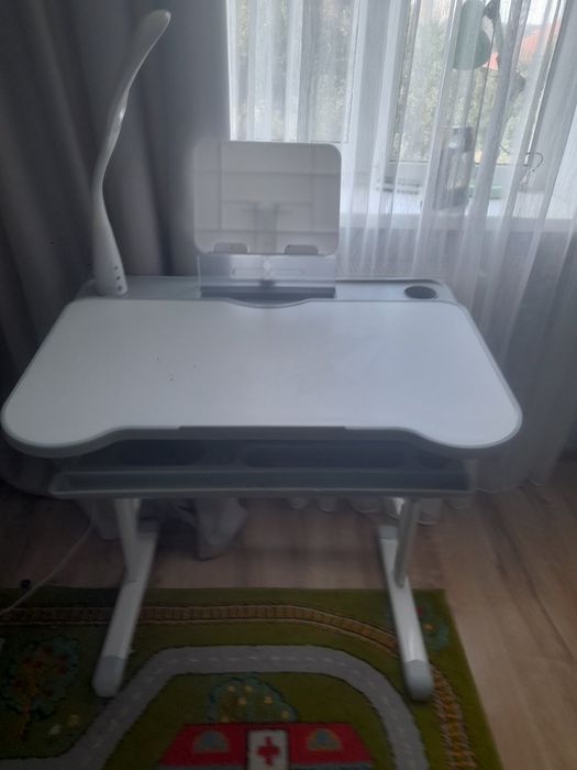 Стіл письмовий учнівський