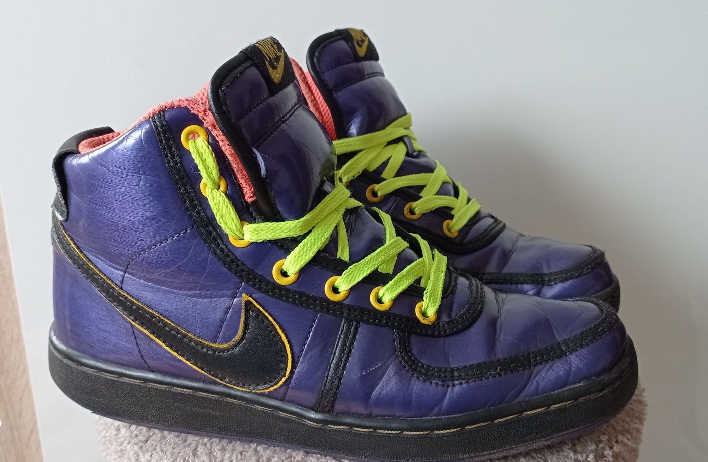 Buty Nike Venom High 39