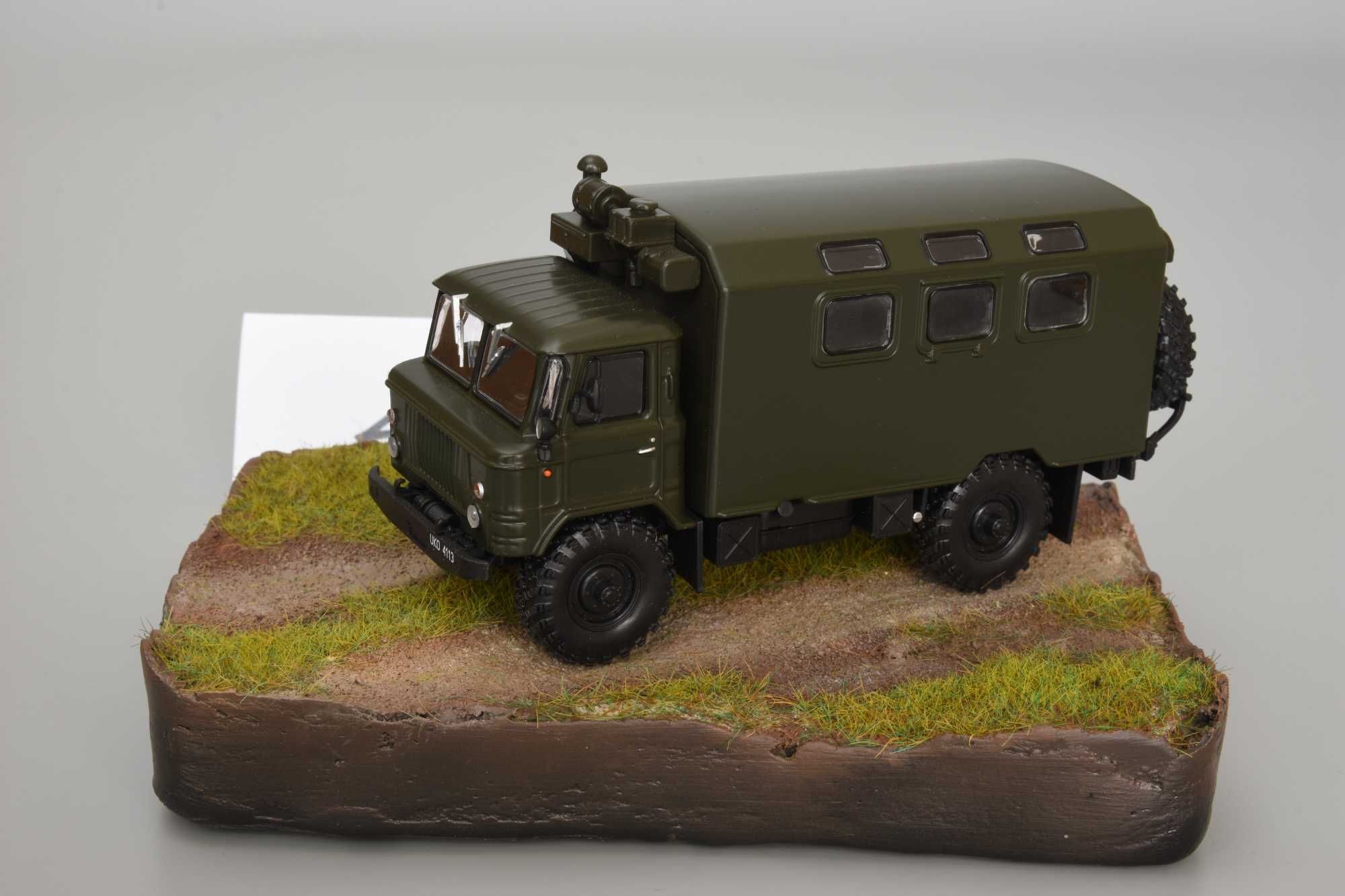 Podstawka diorama makieta Kultowe ciężarówki z epoki PRL-u