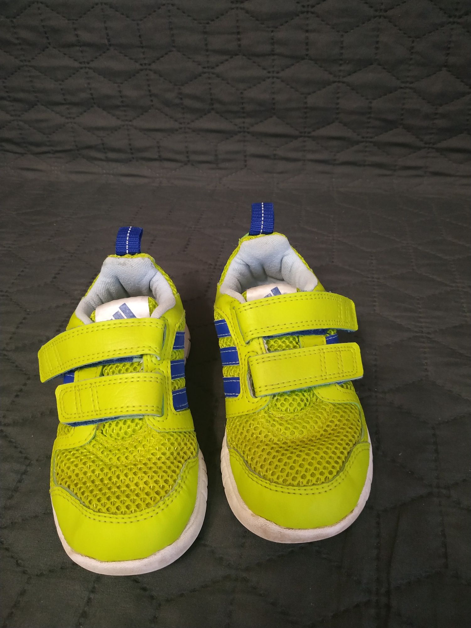 Кросівки дитячі Adidas 23 розмір