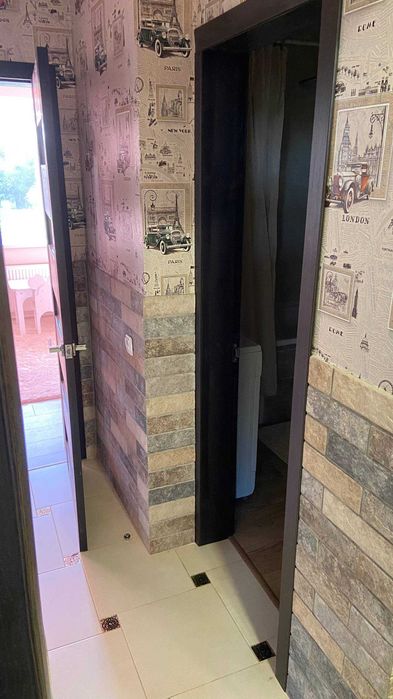 Продам 3 кімнатну квартиру 5/5 (пр-т Будівельників 32А)