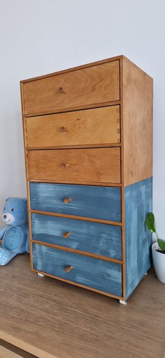 Unikalna, odnowiona komoda z sześcioma szufladami. Wykonana z drewna