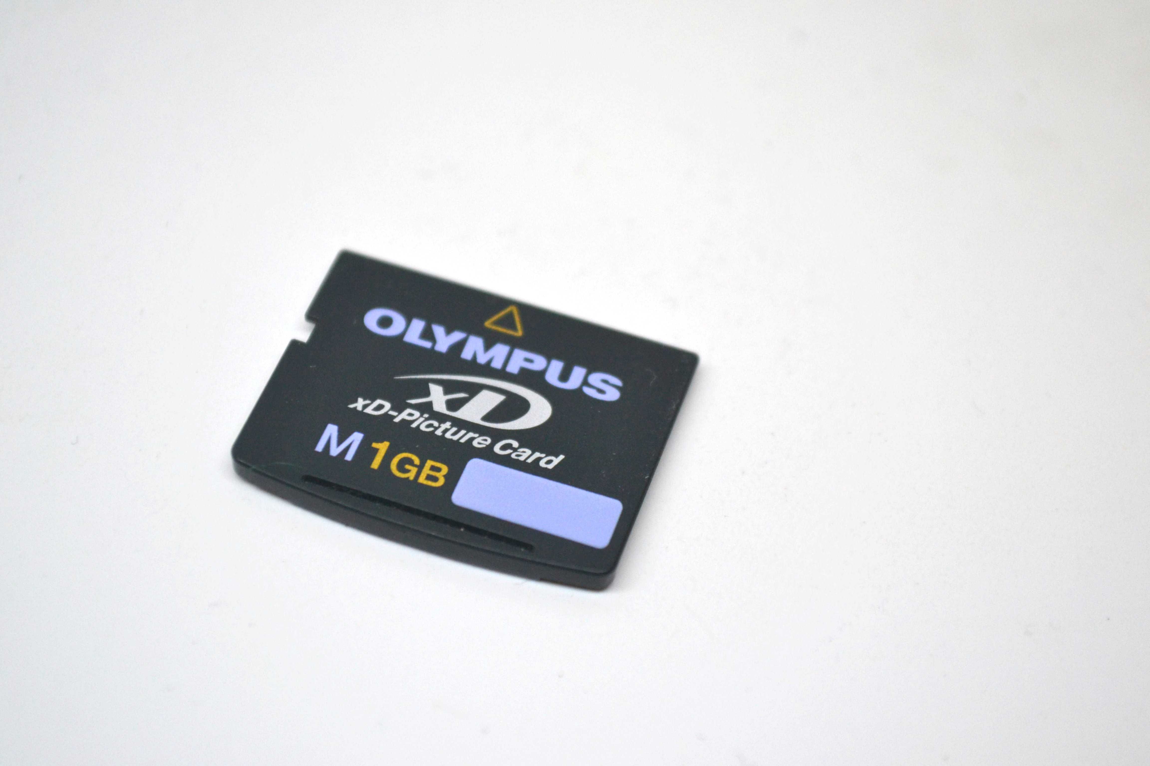karta pamięci xD OLYMPUS 1GB M fabryczne pudełko etui xD-Picture Card