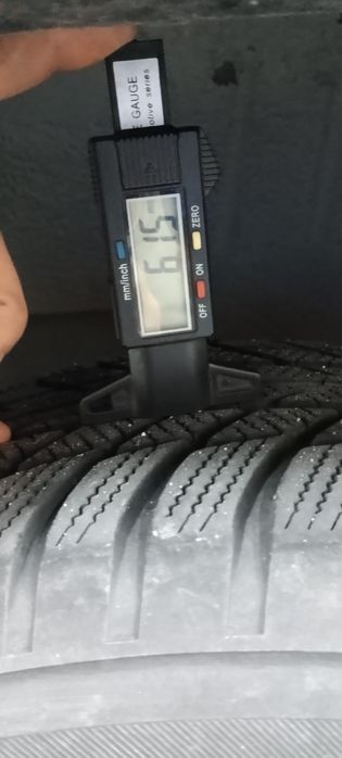Komplet opon zimowych bridgestone blizzak 215/65 r17