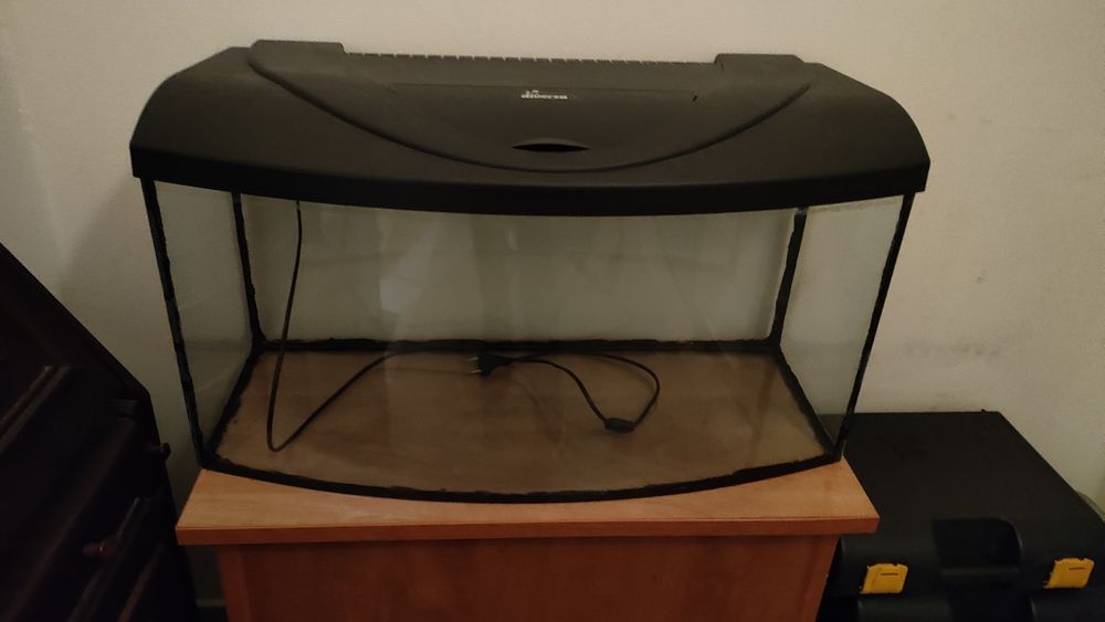 Akwarium 100L (ze stolikiem)