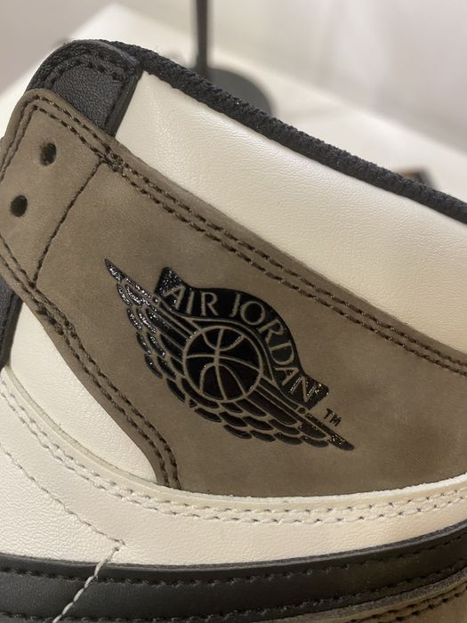 Air Jordan 1 - Dark Mocha