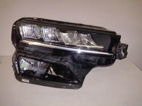Skoda Karoq 57B lift 2022- Reflektor prawy Full LED