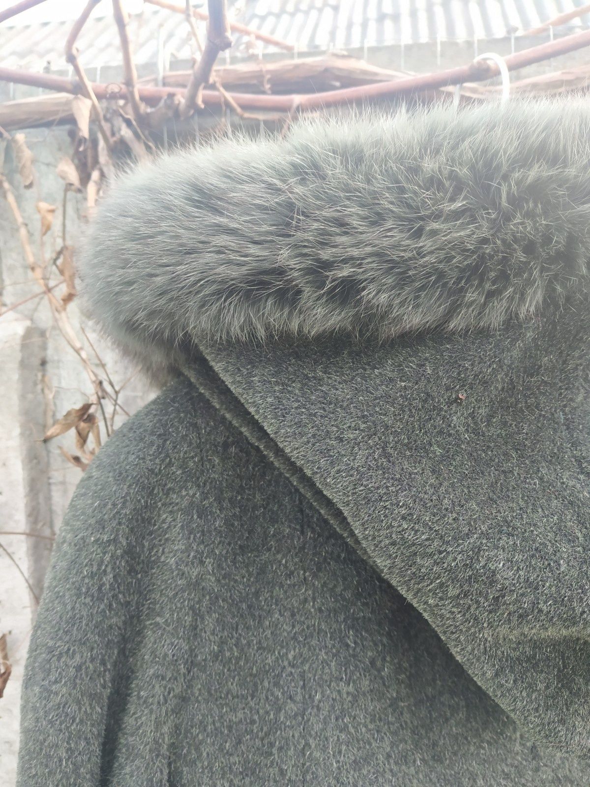 Пальто зимове з хутром
