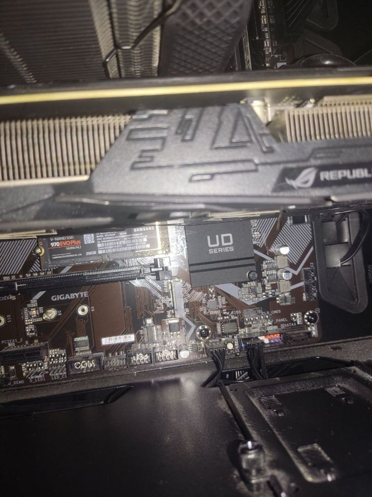Ігровий ПК (i7 10700f + gtx 1070)