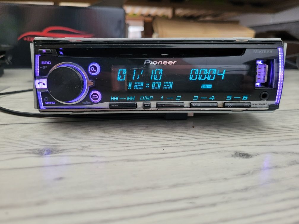 Radio samochodowe Pioneer 4x50W MIXTRAX BLUETOOTH,CD,USB/IPOD/IPHONE,D