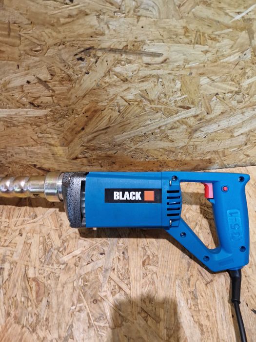 Wibrator do betonu Black 2000 W 4000 obr/min