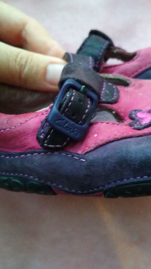 Туфельки шкіряні для дівчинки Clarks р.20
