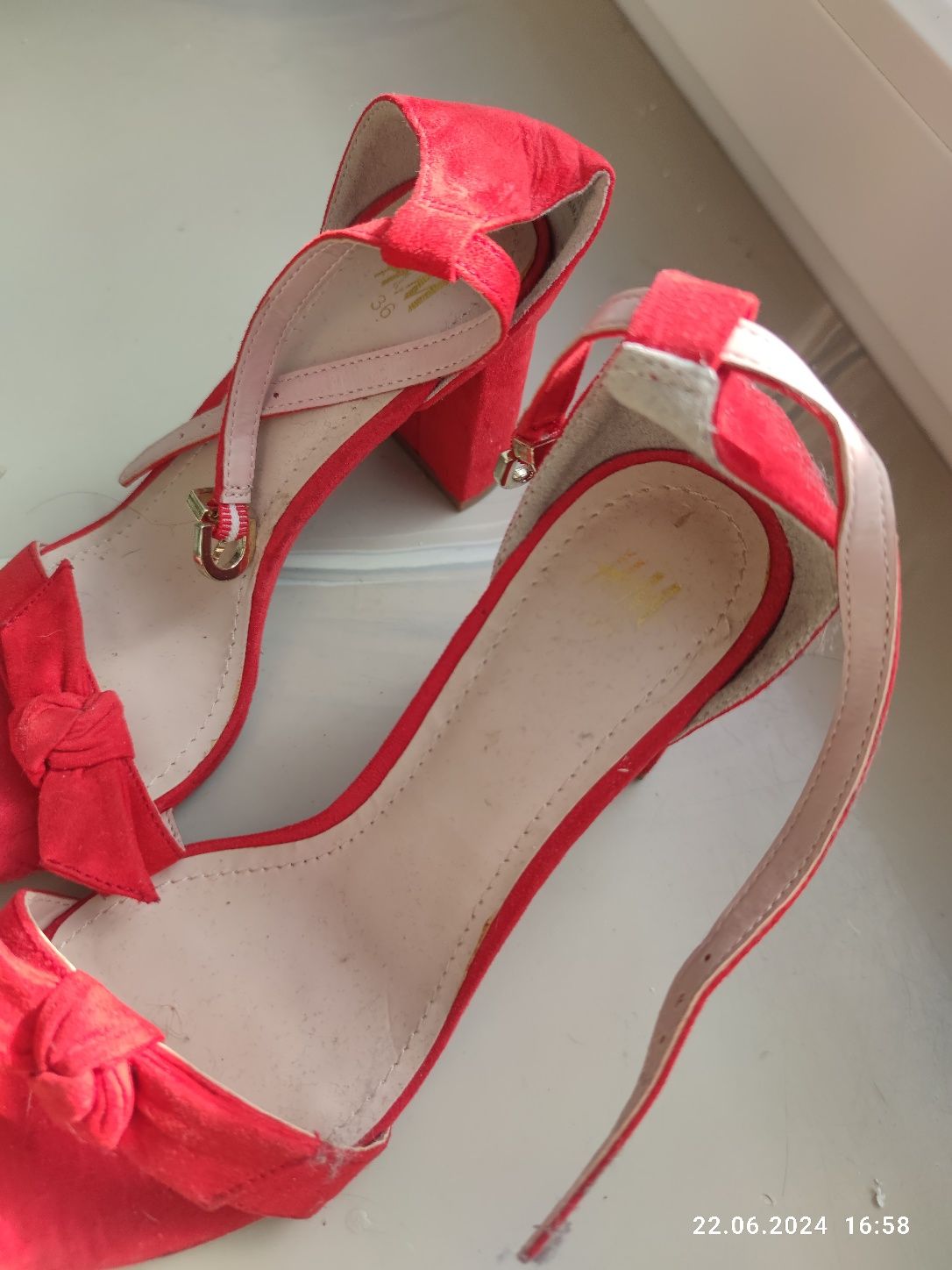 Sandaly letnie36