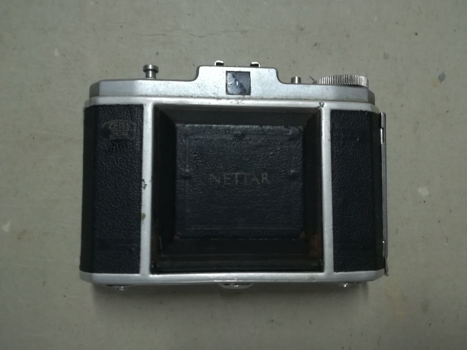 Máquina fotográfica Zeiss Ikon Nettar 517/16