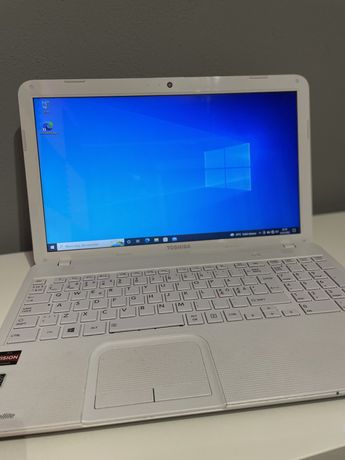 Laptop Thosiba C855D-162