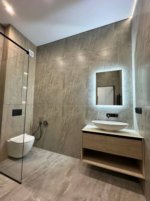 Будинок з новим дизайнерським ремонтом у Стоянці, 8 соток, 165 м2