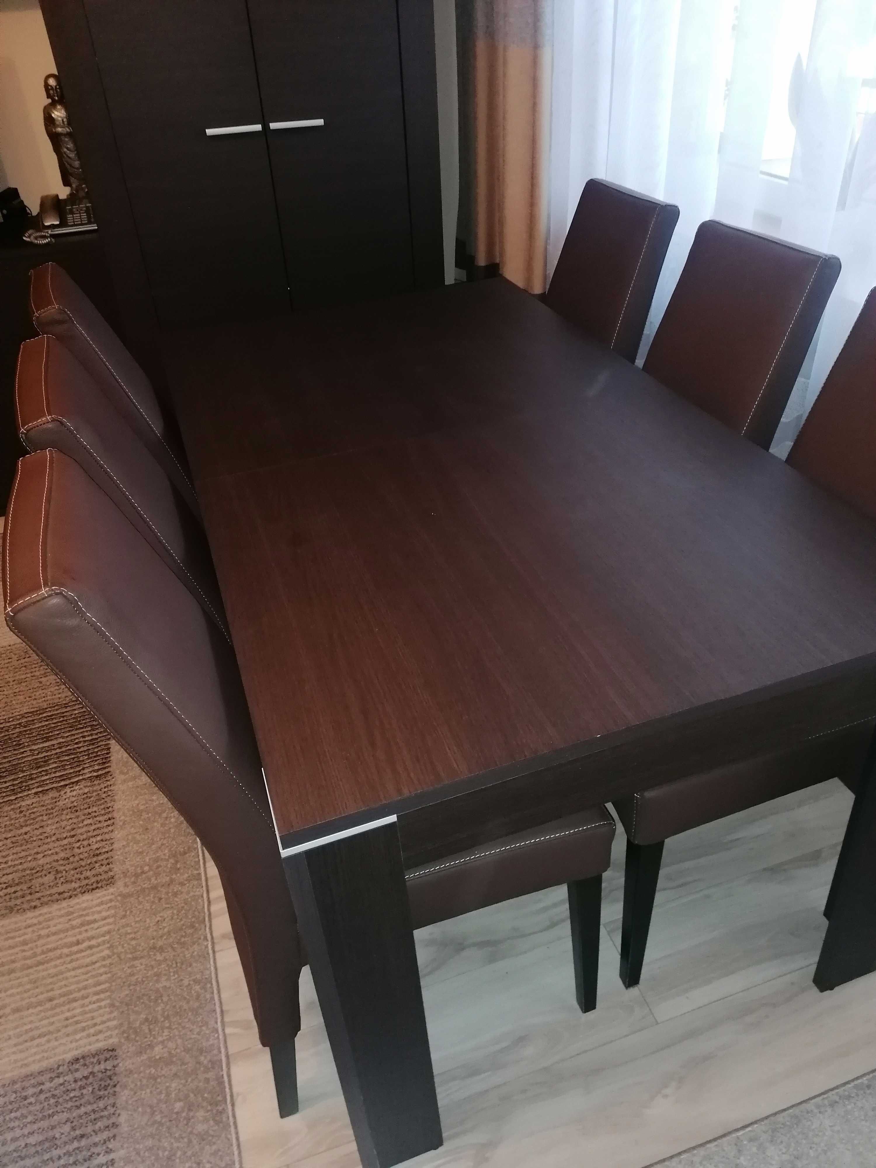 Stół i krzesła nowe