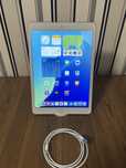 Apple Ipad 8 Gen.  32Gb . WiFi . Gold