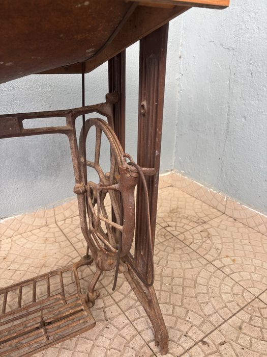 Máquina de costura de Marca Singer