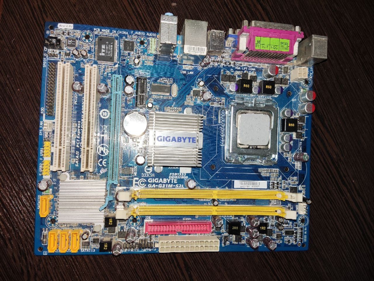 Материнская плата Gigabyte GA-G31M-S2L (s775, G31, PCI-Ex16