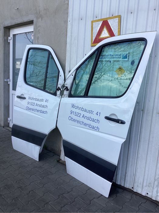 Дверь передняя Mercedes Sprinter 906 Volkswagen Crafter Дверка