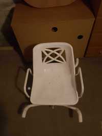 krzesło do kąpieli dla osób niepełnosprawnych