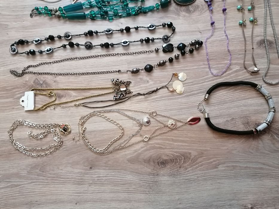 Sprzedam tanio biżuterie