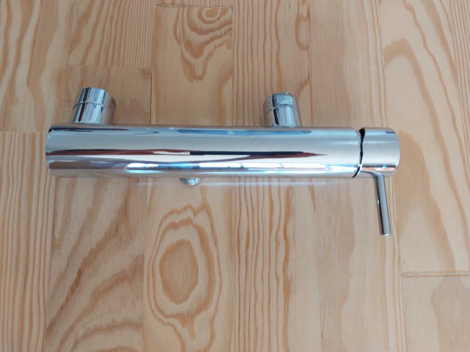 Torneira de duche + chuveiro Novo