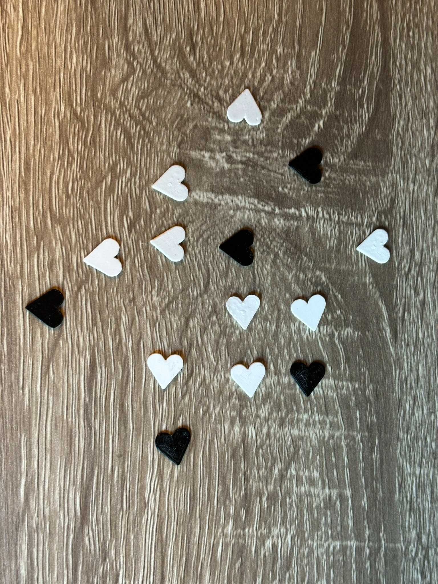 Konfetti plastikowe w kształcie serca