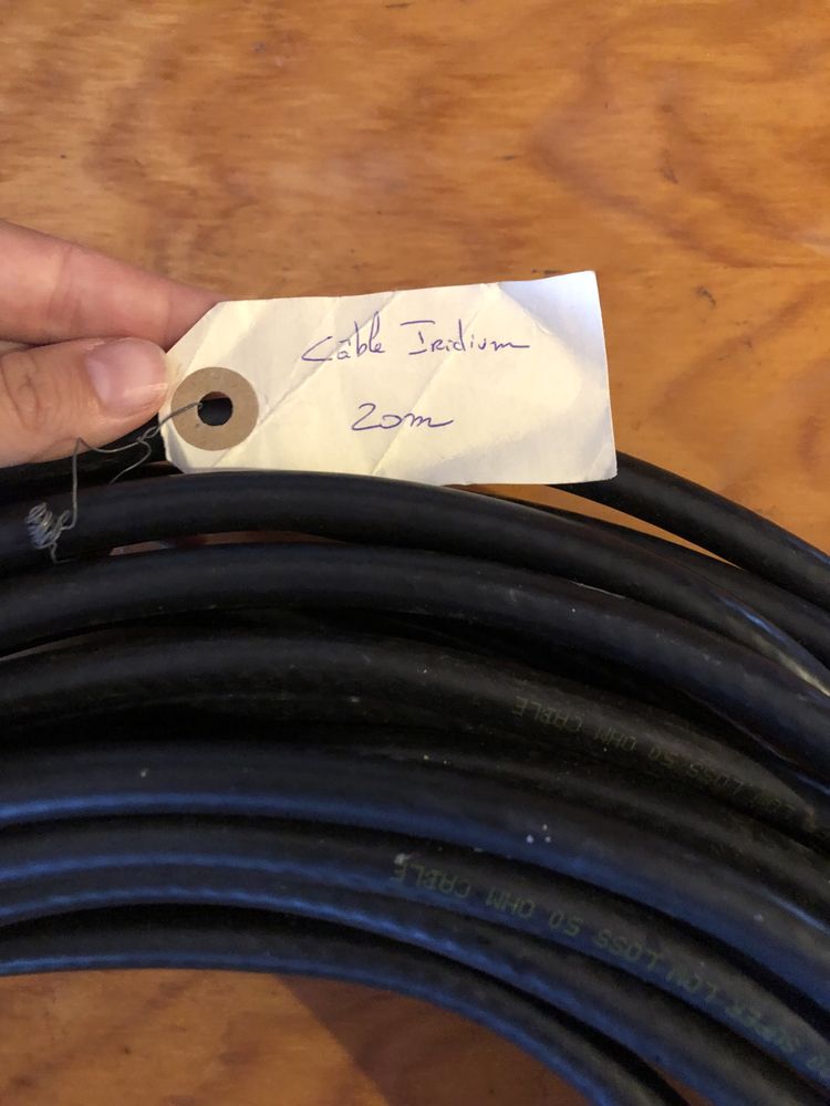 Antena satélite iridium