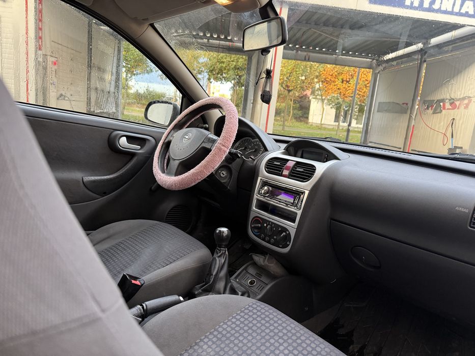Opel Corsa C //2003// technicznie bez wkladu//