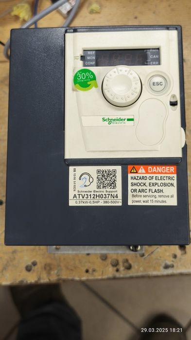Falownik 0,37kW  400v Schneider