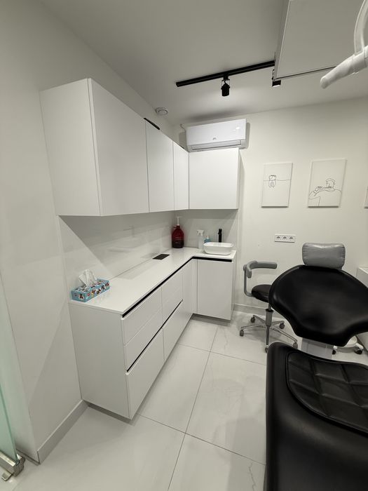 Продам кухню з дсп стан 10/10