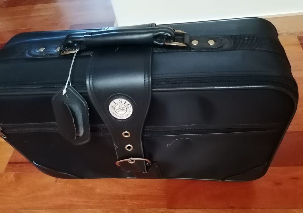 Mala de viagem de porão