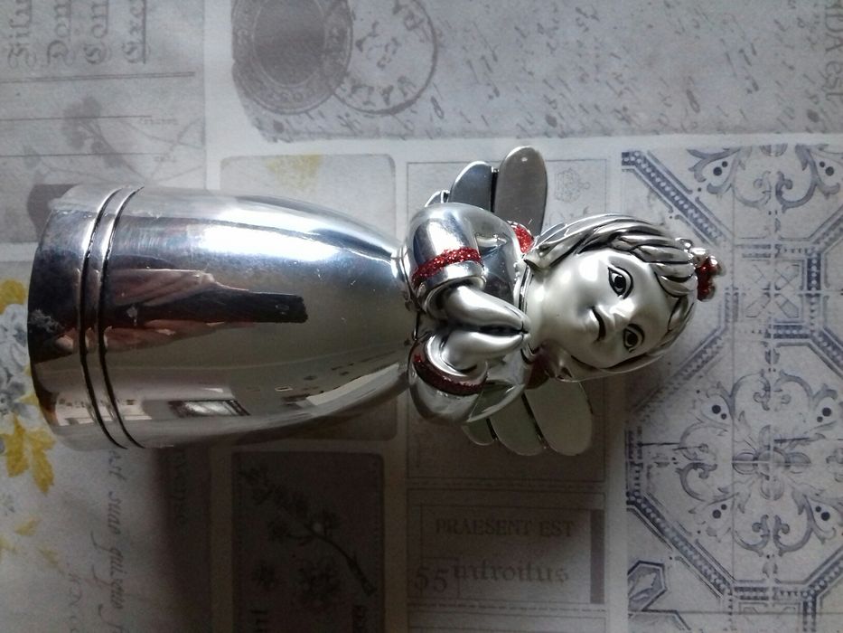 Molduras criança e boneca decorativa  em prata