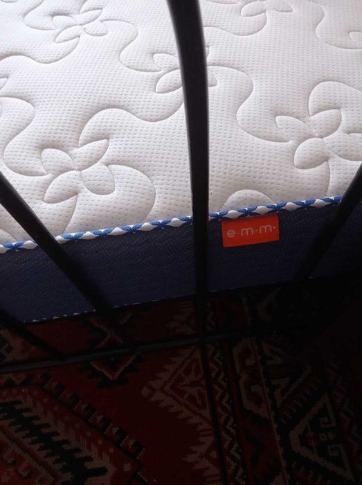 Продам хорошую кровать!