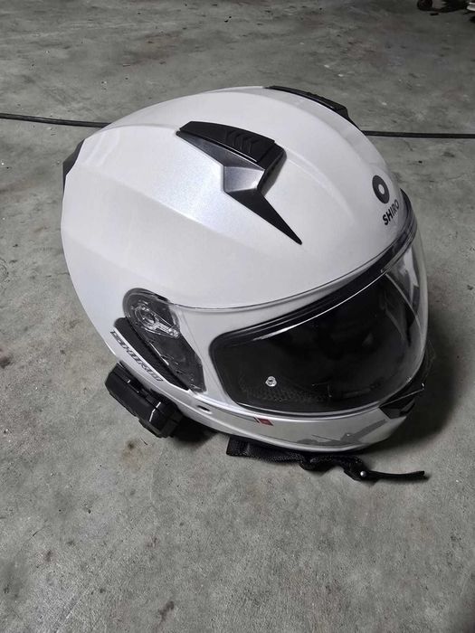 3 Capacetes como novos 2 com intercomunicador