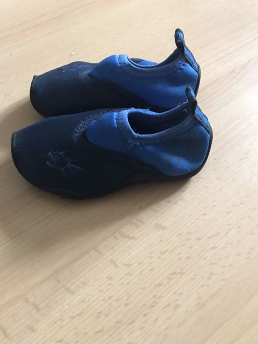 Okazja. Buty do wody roz.22/23