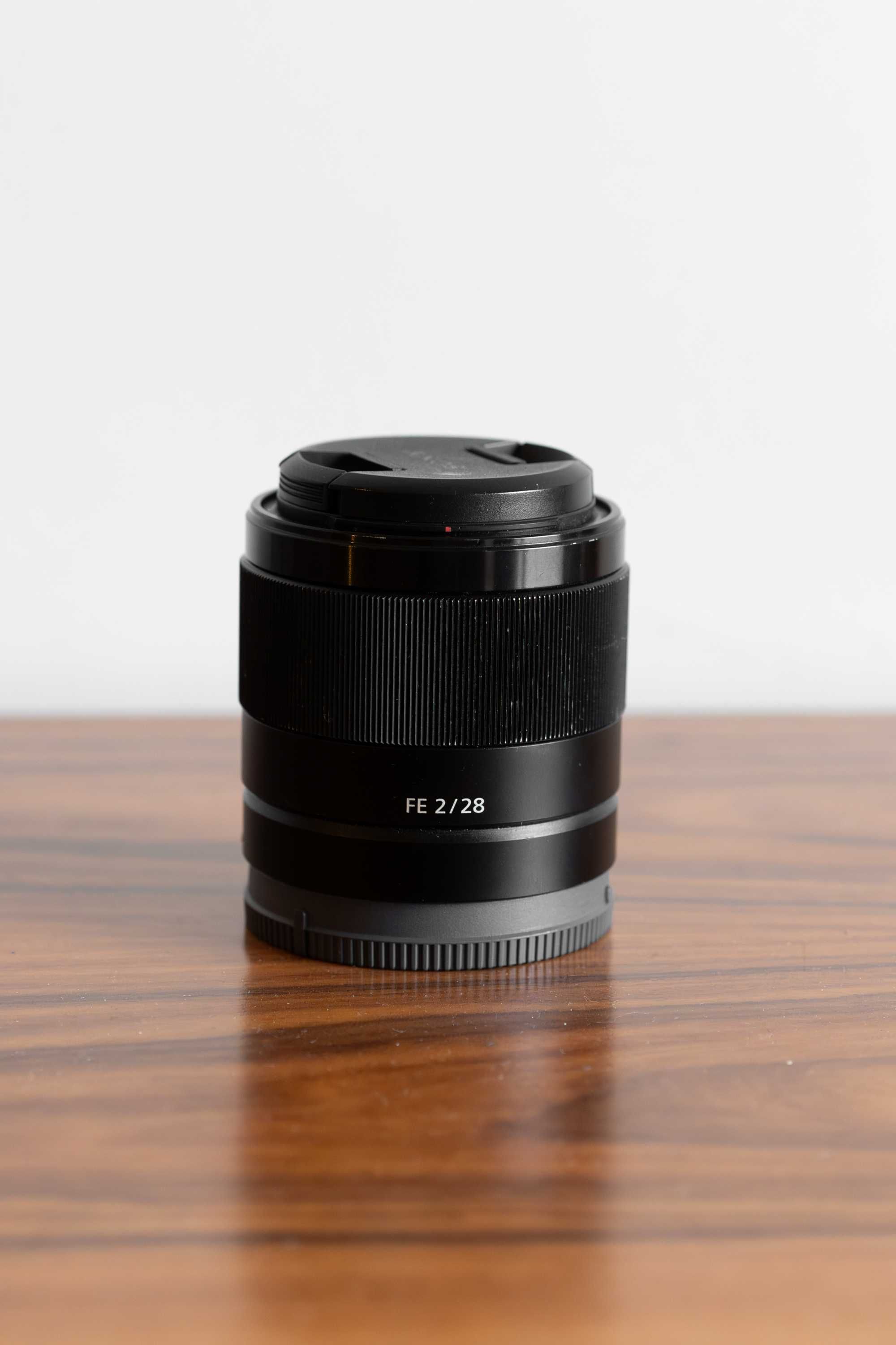 Sony FE 28 mm F2