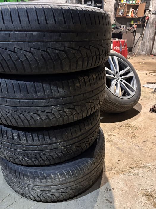Opony zimowe 235/65/R17 108V Hankook winter i*cept evo2 suv