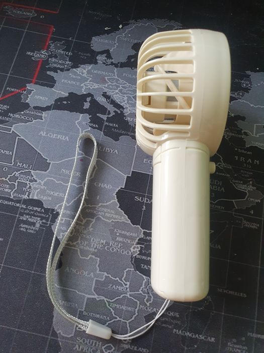 Продам ручной вентилятор, веер