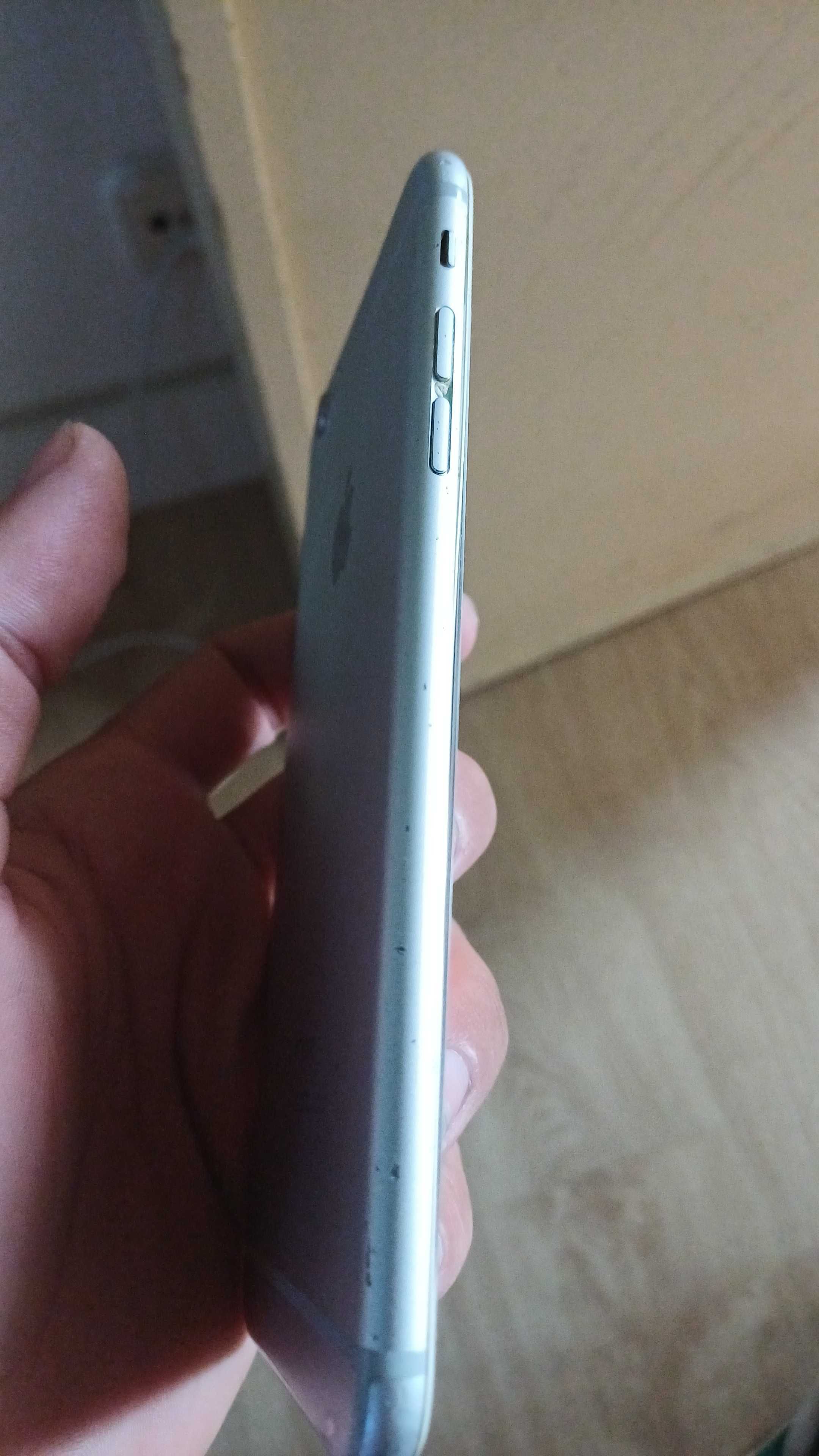 Iphone 6 plus 30€ telefone não aceita todas operadoras