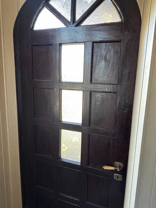 Drewniane drzwi wejściowe z przeszkleniami Darmowa dostawa