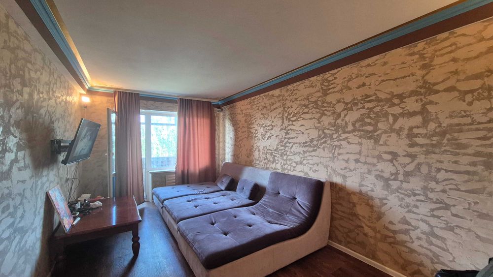 *Продаж 3-х кімнатної квартири по вул. Авраменка, Шевченківський район