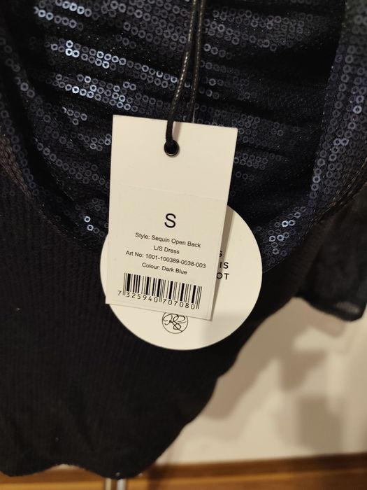 Sukienka cekinowa Rebecca Stella dark blue z odkrytymi plecami, r. S