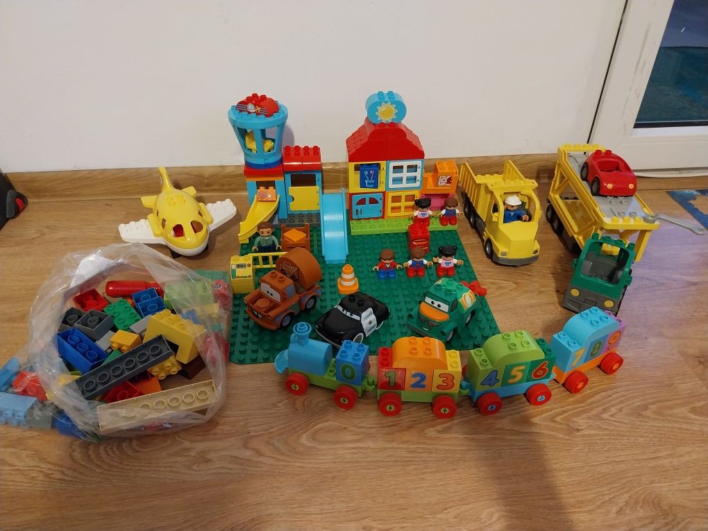 Lego duplo lotnisko domek pociag Mega zestaw